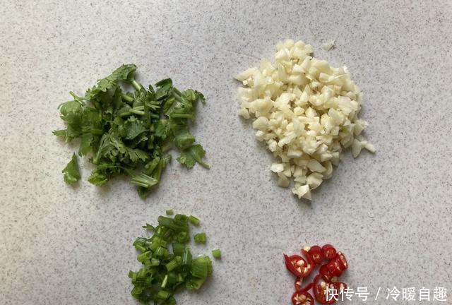 牛羊肉|入秋后最该吃的不是牛羊肉而是它,五块钱一大盘,五分钟就光盘