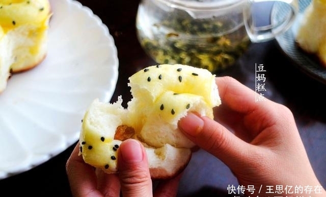 上手|懒人版电饭煲做面包,这方法轻松易上手,不用黄油,又软又香