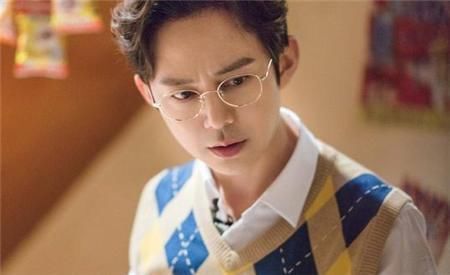 难怪|何老师低调了23年家庭终曝光,网友:没想到这么强大,难怪人脉广