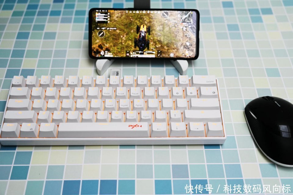 游戏|畅玩三端游戏,吃鸡快人一步,莱仕达K30游戏机械键盘体验