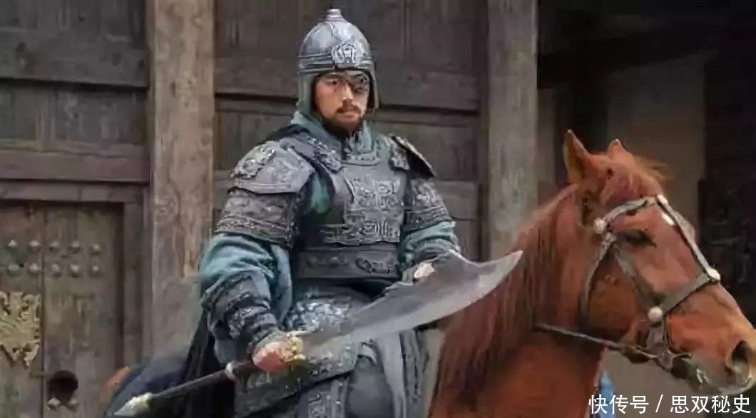 至少|除了许褚,曹操麾下无人敢和马超一战?至少还有4人!