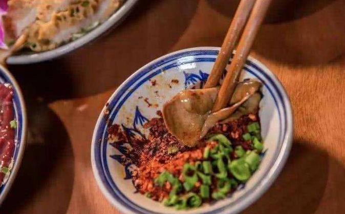 吃货|吃火锅时,只调这几种蘸料的人,老板:不是行家就是吃货