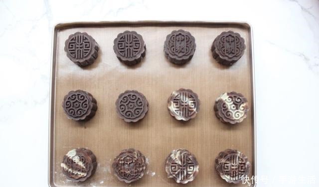 巧克力桃山|这种月饼创意满分,但减肥人士看看就行了,咬一口就胖5斤!