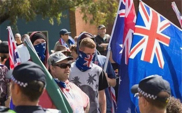 美方|拉开反击序幕!澳大利亚货轮被拒入港,美方感慨:忍让已成过去时