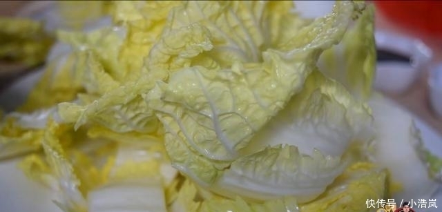大白菜|酸辣大白菜最好吃的做法,简单美味又下饭,看看你喜欢吃不?