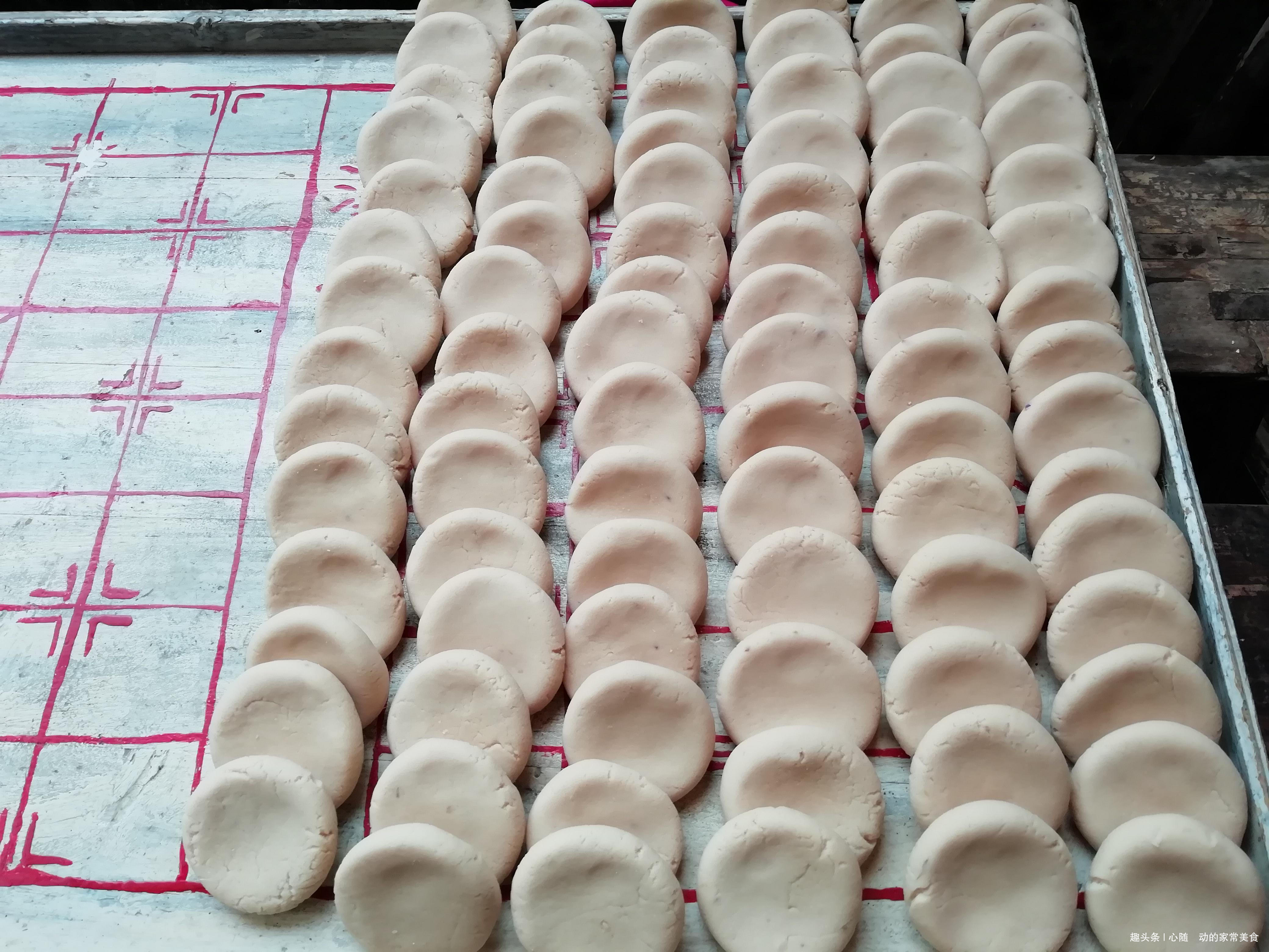  不用|宅家不出门，婆婆做了一大盘小点心，一周的早餐不用发愁，吃嗨了