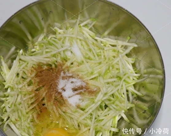 回味|这块小饼当早餐,家人吃1次回味3天,简单好做,成本实惠,好吃