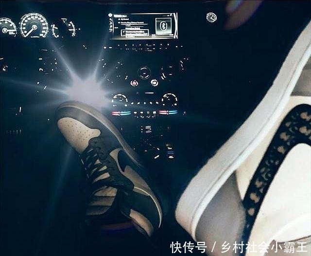 到底|罗志祥到底多爱鞋？深夜秀26万潮鞋，还为1500双藏鞋开空调！