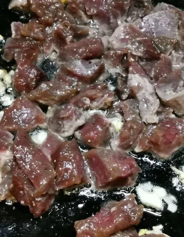  杏鲍菇|如何做黑椒牛肉杏鲍菇的做法＋秘方，肉制品控的至爱，美味到舔盘子