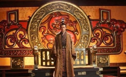 皇帝|皇帝不能生育，忠臣把怀孕的妻子送给皇帝，产生一成语流传至今