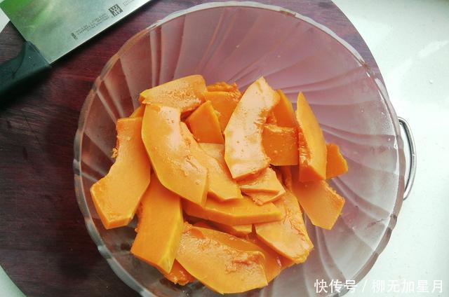 糯米粉|这美食,孩子要多吃,补钙效果好,5块钱做1大盘,香甜软糯超好吃