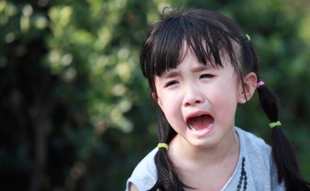 照单全收|孩子发脾气,妈妈要照单全收吗?教孩子学会自我控制是根本