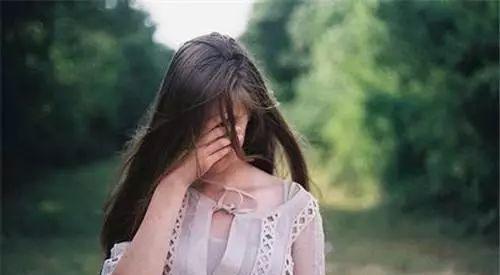 彩礼|“你家那么有钱，3万彩礼就免了吧”男人结婚太算计，终栽了跟头