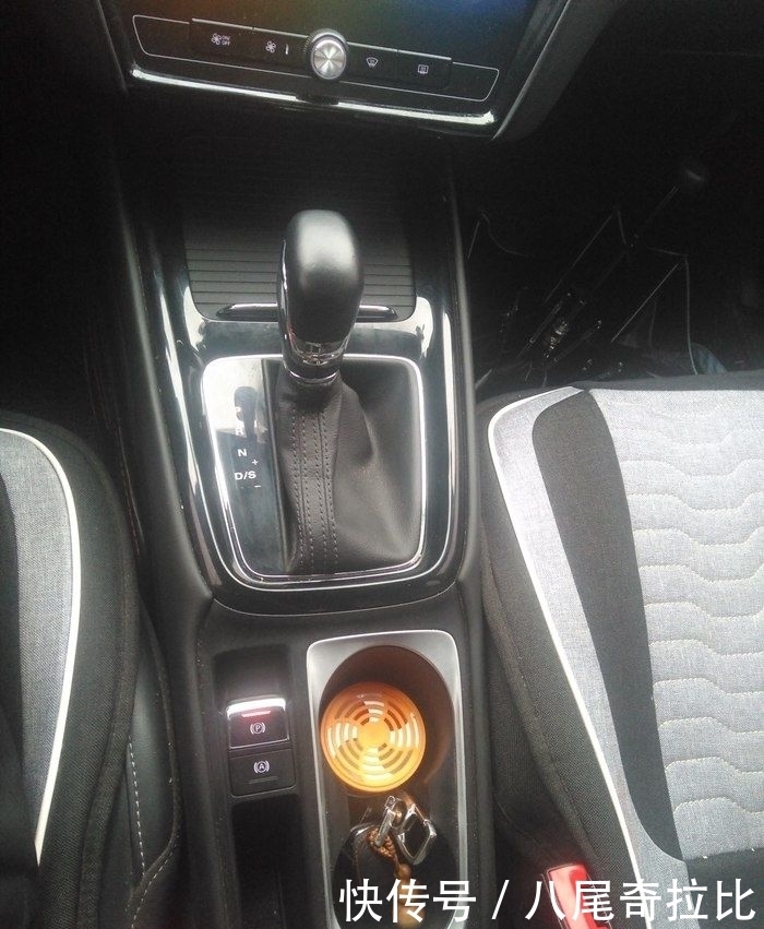  真的|这个颜色真的好看么，灰色荣威i5，魅力的展示