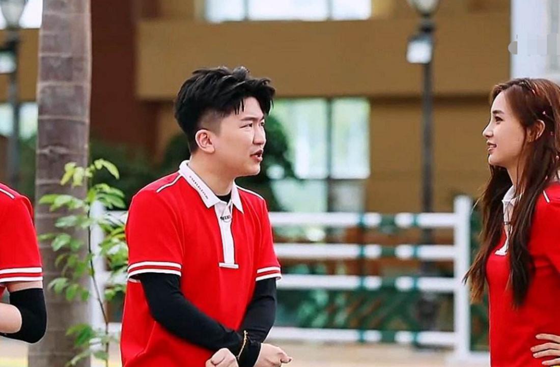 节目|这位男嘉宾“戏精上身”,怕这怕那,但是在《奔跑吧》却玩得很欢