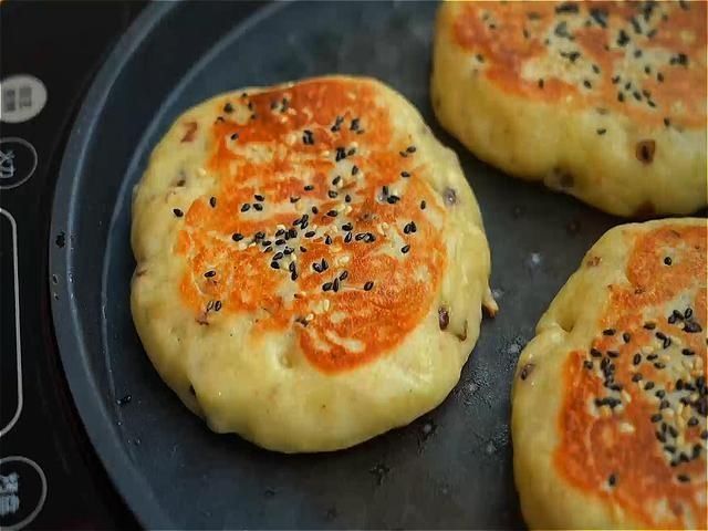 好吃|1碗糯米,2个鸡蛋,简单一做,营养好吃易消化,解馋又顶饱