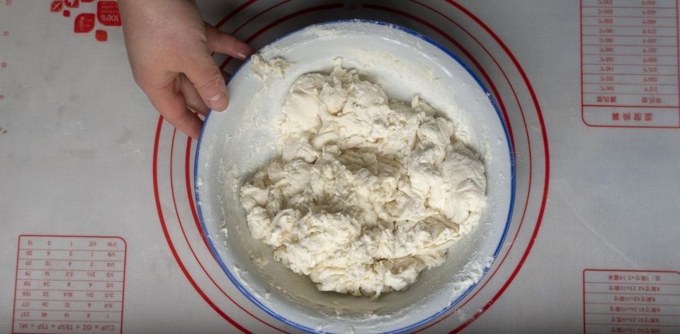 家常|家常烙饼最简单的做法,不用揉面不用油酥,柔软又多层,凉了不硬