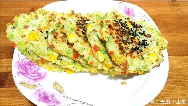 米饭|剩米饭别再炒着吃了,这样做简单营养又美味,我家一周吃3次