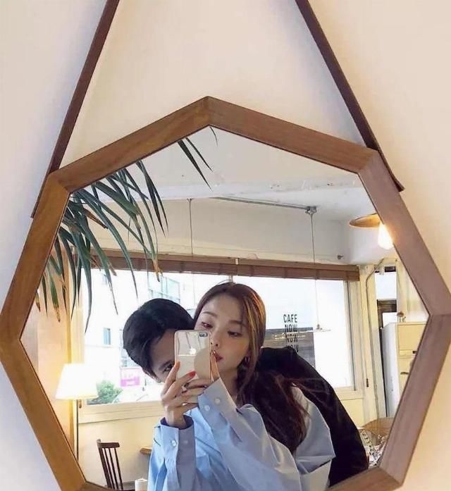 对镜|解锁对镜自拍技巧,分分钟在家拍出大片!