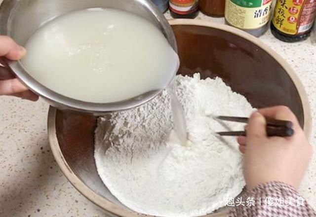 我家|我家发面时只放“2样”,8分钟发满盆,蒸出的馒头比买的还好吃