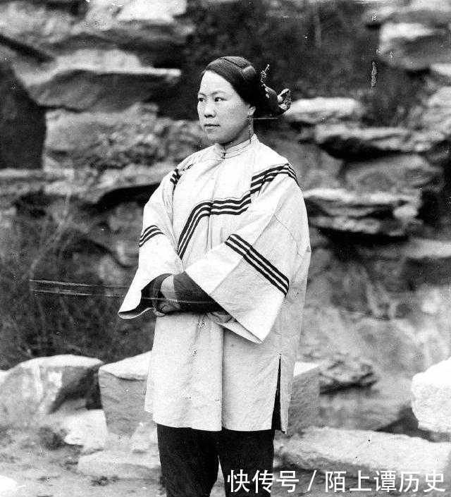 高材生|寻找富察皇后女儿,和敬公主八世孙,燕大高材生,与妻子一见钟情