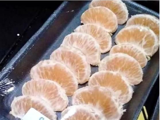包装|超市里过度包装的食物,忍了草莓,忍了香蕉,看到可乐不淡定了