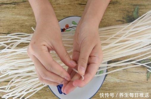 见分晓|“真假粉条”用手一折就能见分晓,简单好用,以后不怕买到假货了