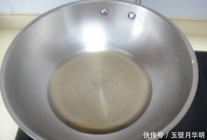 简单|教你美味解馋的黑胡椒溜肉,酸甜可口,简单易做,简直是米饭杀手