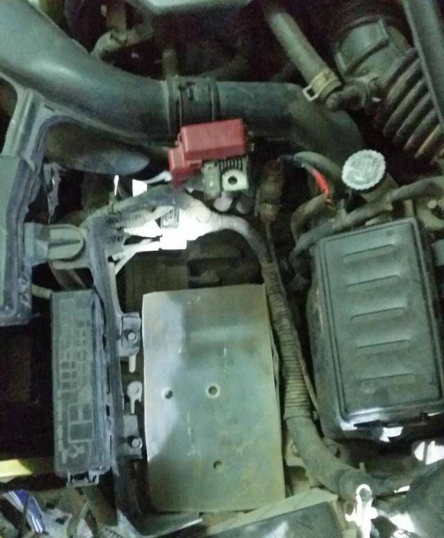  手磨机|骐达06款70ah安时电池详细安装