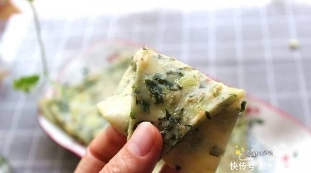 天天|早餐饼这样做,手不沾面2分钟烙一张,柔软又好吃,天天吃也不腻
