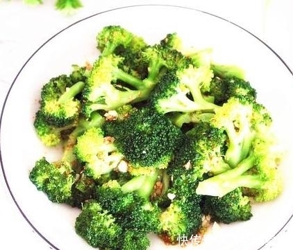 营养|吃西兰花不要再焯水,只需这一招,颜色翠绿,味道爽脆,营养好吃