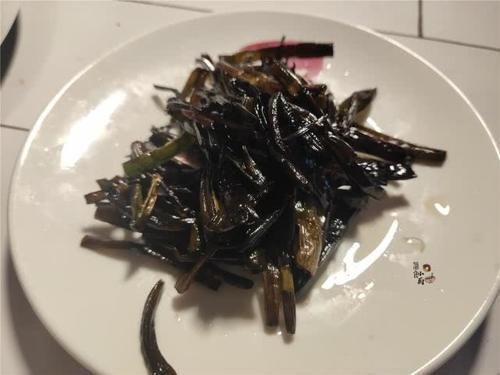 料汁|葱油拌面原来这么简单,这么做口感筋道一点也不坨,一周也吃不够