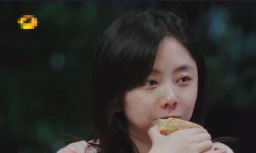 三观|《向往4》谭松韵半夜吃玉米,却坐实黄磊做饭造假网友毁三观