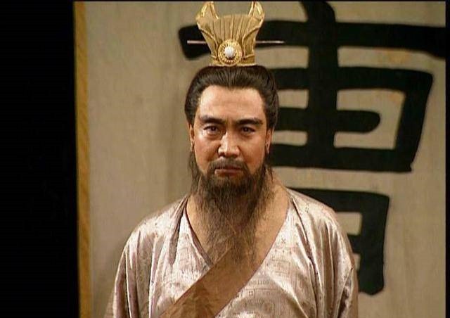 庞统|曹营有4位谋士,看出庞统铁索连环计的破绽,为何曹军还是被烧了