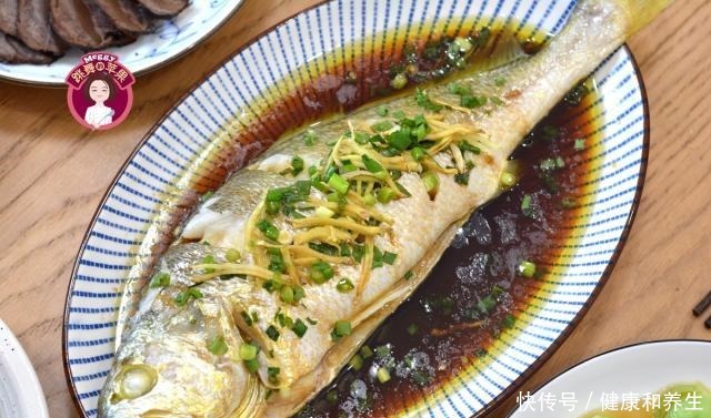 家宴|我家中秋午餐家宴8菜1汤,满满一桌很实惠,第4道经典传家菜