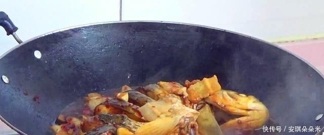 简单|鲜嫩入味的啤酒鱼,简单好吃一点也不腥,草鱼鲤鱼都合适