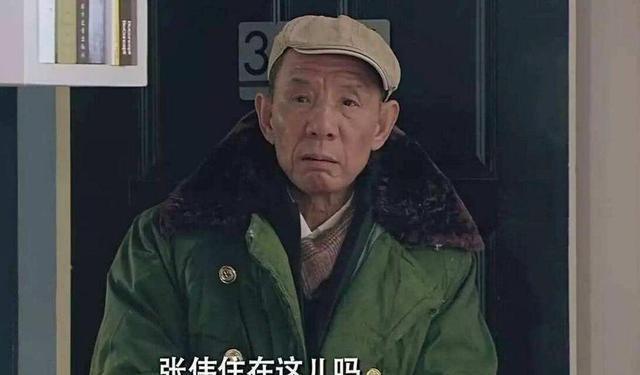 导演|老戏骨魏宗万：导演跪求他拍戏，一生不接广告，至今住出租房