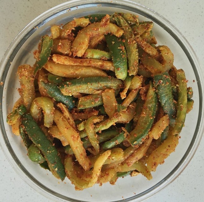 好吃|以后别再吃腌萝卜,用它拌一拌,酸辣爽口还入味,当天做当天吃!