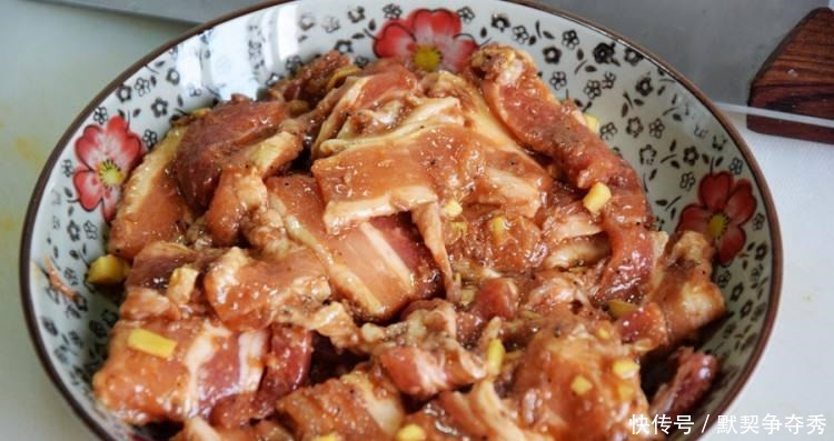 蒸是|做粉蒸肉时,直接下锅蒸是大错特错的!少了这一步,肉不香还油腻