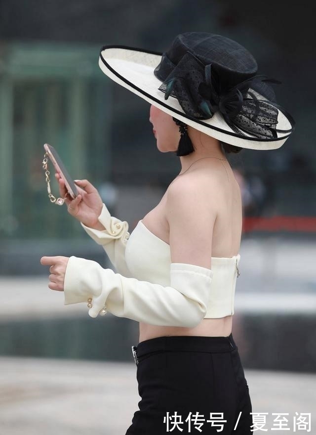 夏季|街拍:抓住夏季的小尾巴,再好好的秀一把好身材!