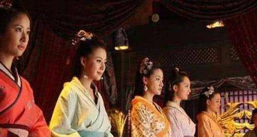 家道中落|她家道中落年少早慧,知书达礼德冠后宫,母仪天下令人敬佩