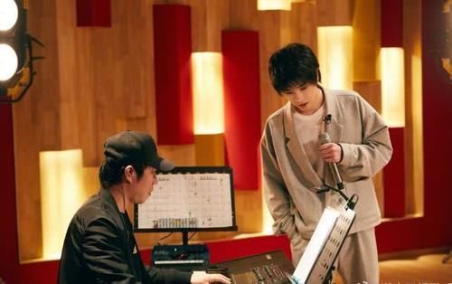 华晨|为她唱歌,偷偷去看她,让华晨宇念念不忘的女孩原来是这个样子