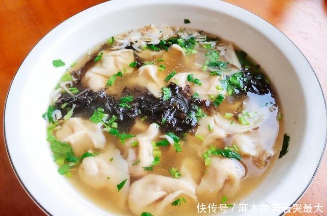 葱姜花椒|北方人是这样吃饺子的,你们南方人学着点,好东西不吃岂不太亏