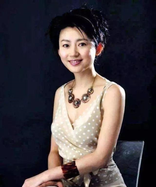 王小丫|著名主持人王小丫患病后,写下这19句话写到每个人心里去了~