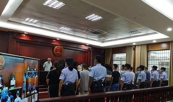  犯开设赌场|开设赌场 揽客招赌 15人涉赌团伙落网