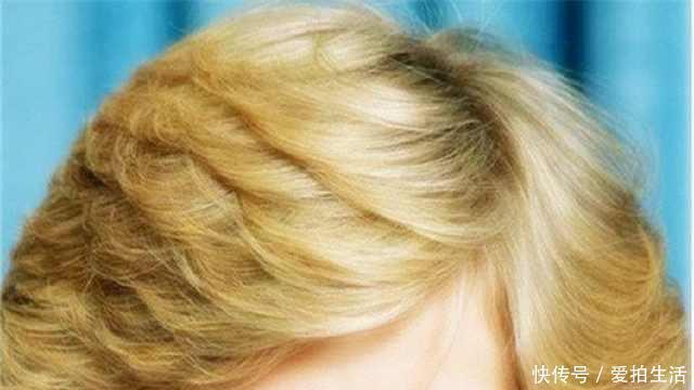 王妃|戴安娜王妃深受国民的爱戴，被誉为世界上被拍摄最多的女人！