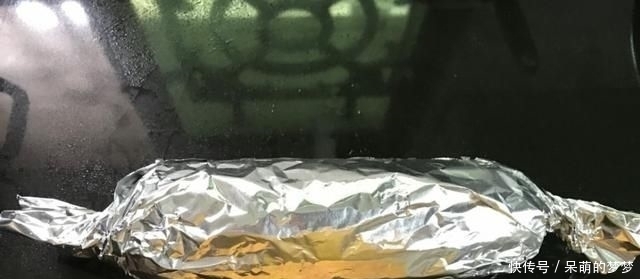 新鲜|新鲜玉米这样做,香味扑鼻,营养丰富,香烤玉米