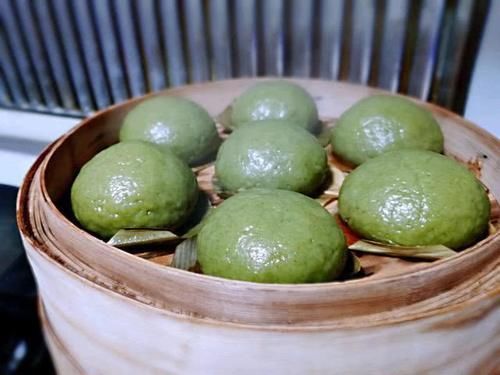  清新|春天的野菜是大自然的馈赠，一款鼠曲草青团，感受清新的美好