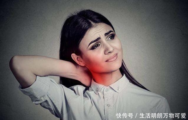 为伴|得了痉挛性斜颈,为何容易与抑郁为伴?