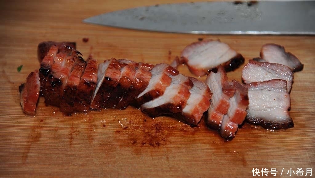 切片|老婆把整块五花肉放进电饭煲,30分钟后切片端上桌,连肉渣都不剩